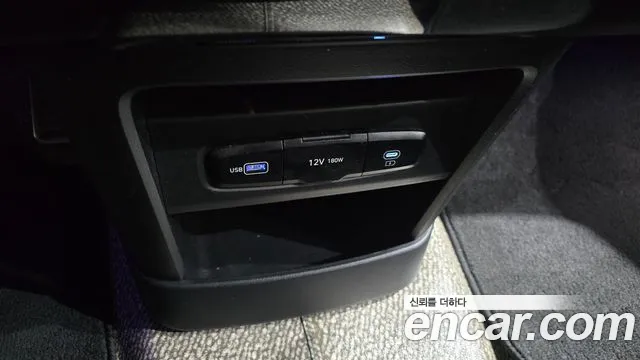 Hyundai Staria Staria L3.5 Lounge 7 мест — Фото автомобиля 13
