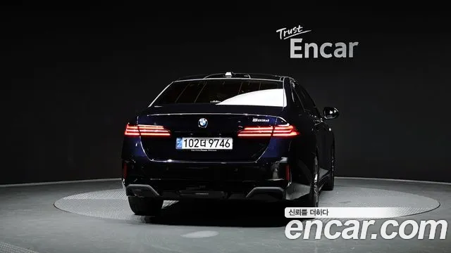 BMW 5-Series 5 серия (G60) 523d M Sport — Фото автомобиля 4