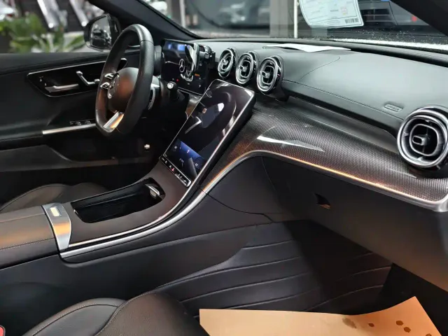 Mercedes-Benz C-Class — Фото автомобиля 20