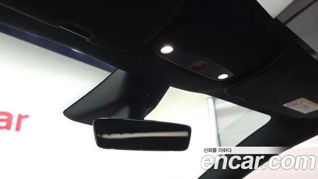 Tesla Model Y — Фото автомобиля 19