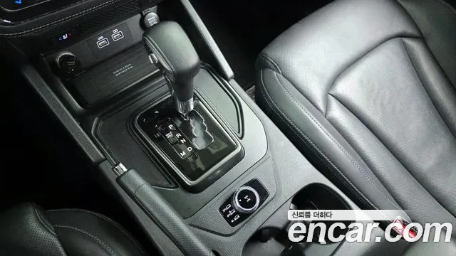 KG_Mobility_Ssangyong Rexton Новый Rexton Sport Khan Дизель 2.2 4WD — Фото автомобиля 9