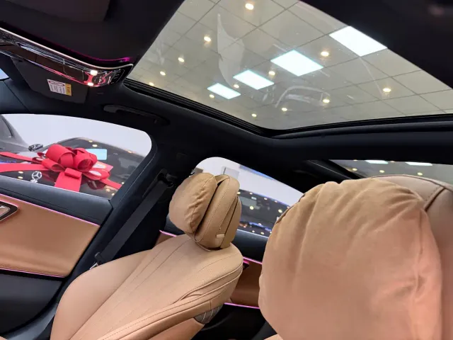 Mercedes-Benz E-Class — Фото автомобиля 13