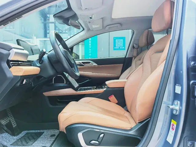 Xpeng P5 — Фото автомобиля 6