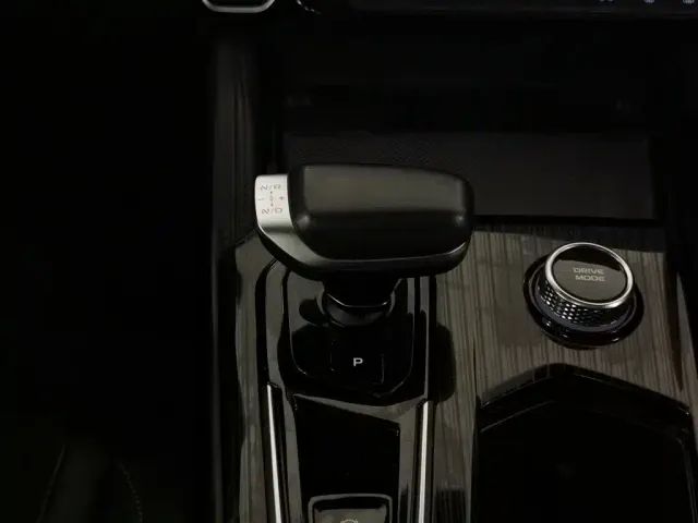 Geely Xingyue L — Фото автомобиля 13