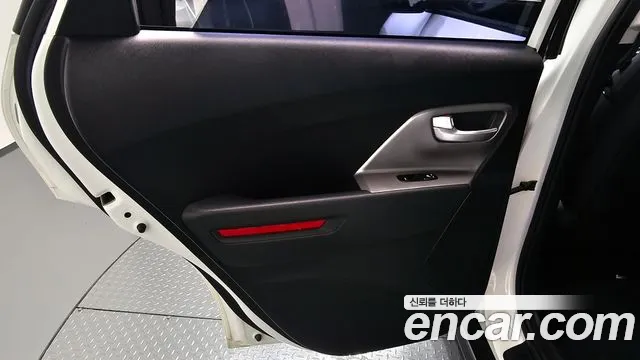Kia Niro Niro Plus Air — Фото автомобиля 25