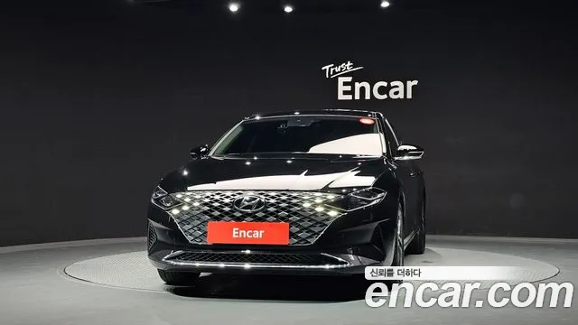 Hyundai Grandeur Grandeur (New) — Фото автомобиля 3