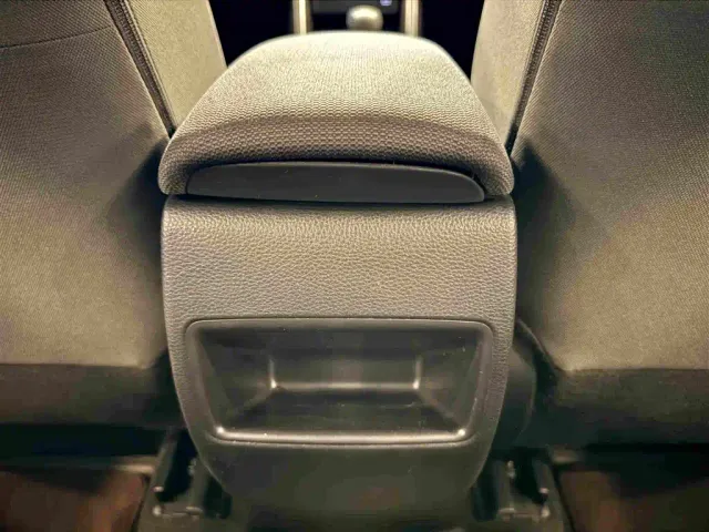 Toyota Corolla Cross — Фото автомобиля 26