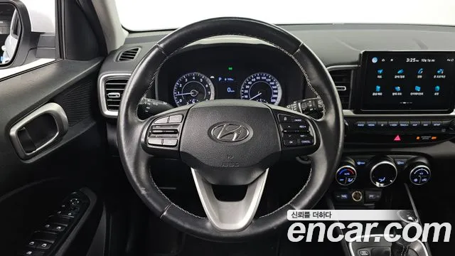Hyundai Venue — Фото автомобиля 19