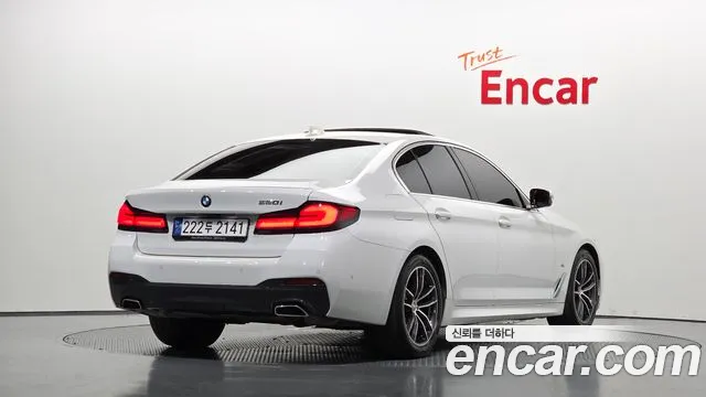 BMW 5 Series G30 — Фото автомобиля 2