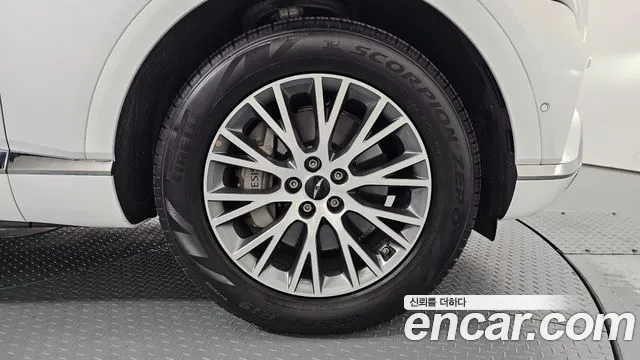 Genesis GV80 — Фото автомобиля 6