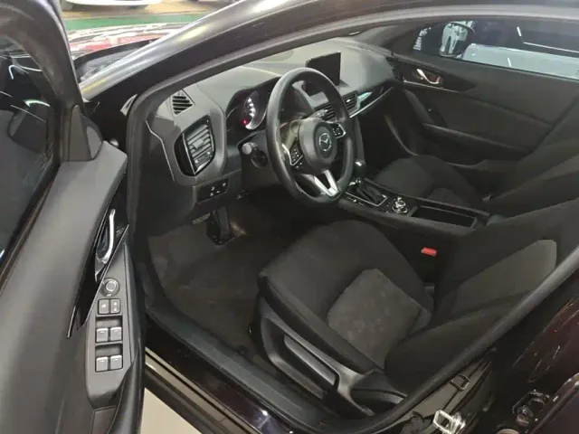 Mazda CX-4 — Фото автомобиля 15