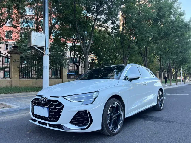 Фотография автомобиля — Audi A3
