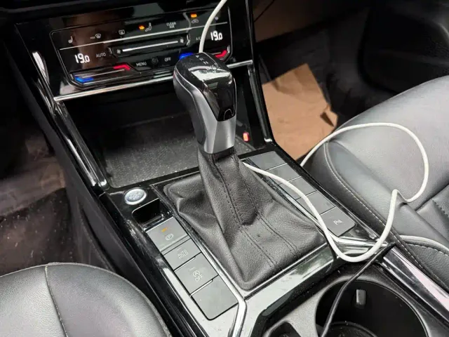 Volkswagen Passat — Фото автомобиля 9