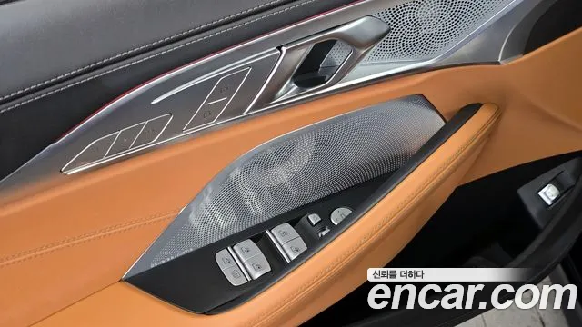 BMW 8-Series — Фото автомобиля 26