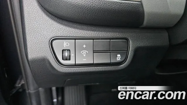 Kia Seltos Бензин 1.6 турбо 2WD — Фото автомобиля 28