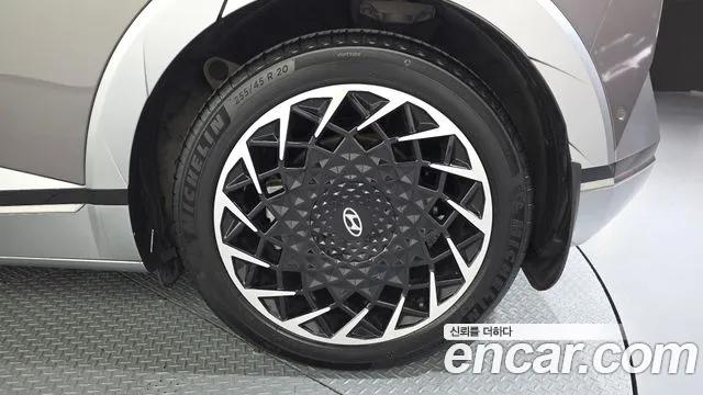 Hyundai Ioniq5 Ioniq5 Long Range AWD — Фото автомобиля 17