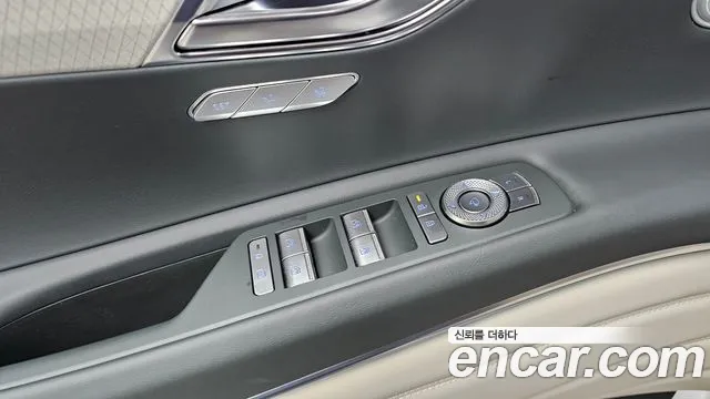 Genesis GV80 — Фото автомобиля 28