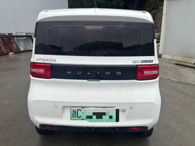Wuling Hongguang Mini EV — Фото автомобиля 10