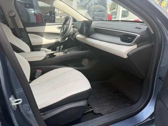 BYD Seal 05 DM-i — Фото автомобиля 6