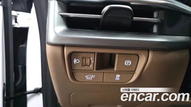 Hyundai Grandeur GN7 — Фото автомобиля 19