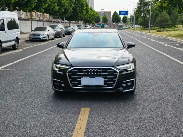 Audi A6L — Фото автомобиля 2