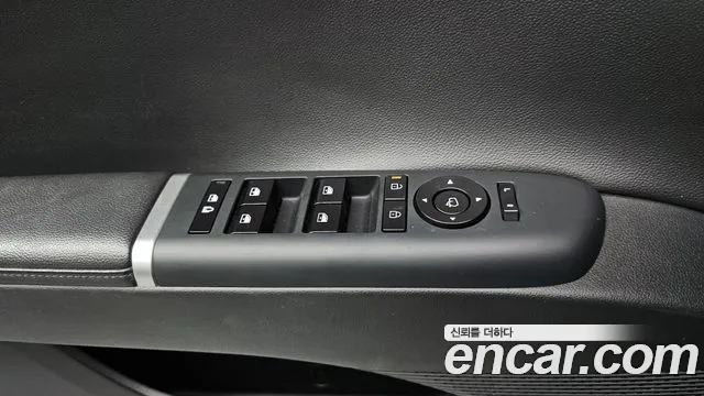 Hyundai Grandeur Grandeur (GN7) — Фото автомобиля 30