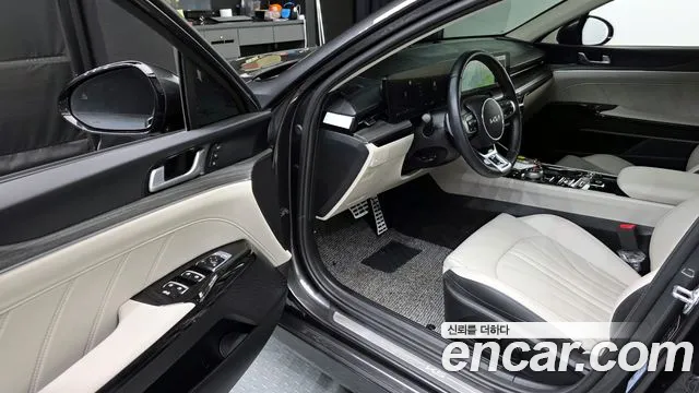 Kia K5 Signature — Фото автомобиля 10