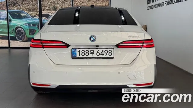 BMW 5-Series — Фото автомобиля 4