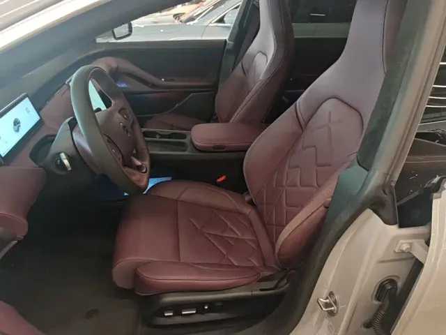 Nio ET5 Touring — Фото автомобиля 14