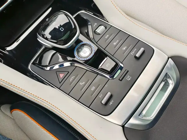 BYD Song PLUS — Фото автомобиля 13