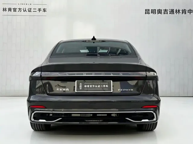 Lincoln Z — Фото автомобиля 5