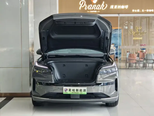 Onvo L90 — Фото автомобиля 3