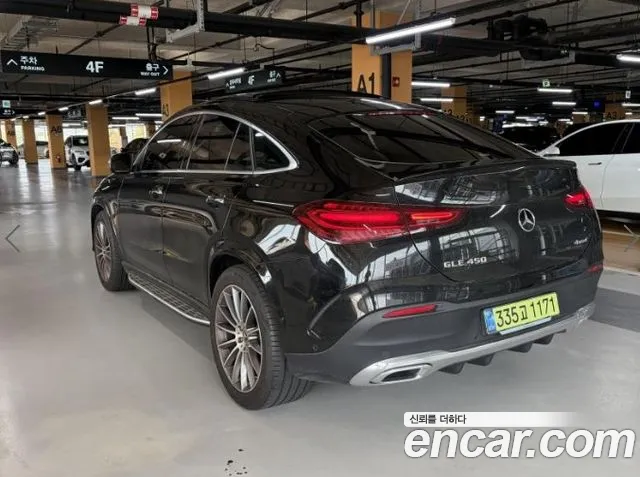 Mercedes-Benz GLE-Class — Фото автомобиля 4