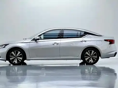 Nissan Teana — Фото автомобиля 7