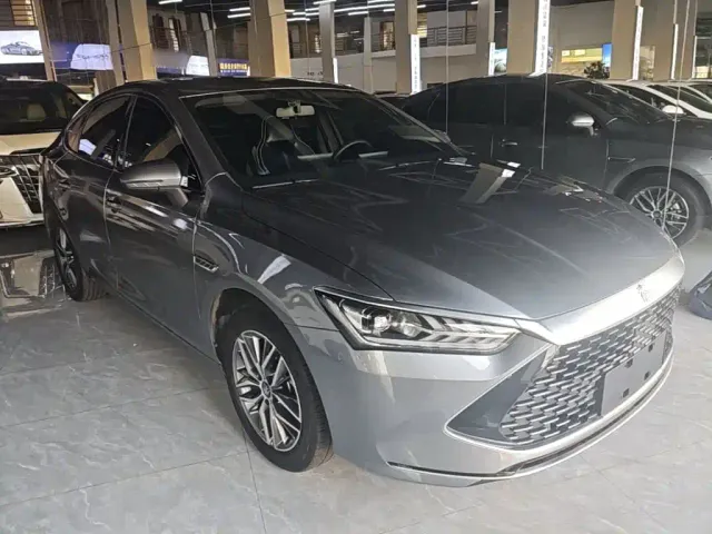 BYD Qin PLUS — Фото автомобиля 3