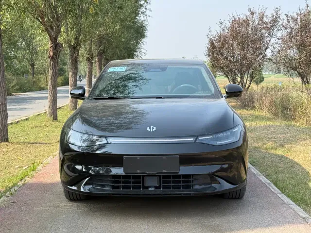 Leapmotor C01 — Фото автомобиля 2