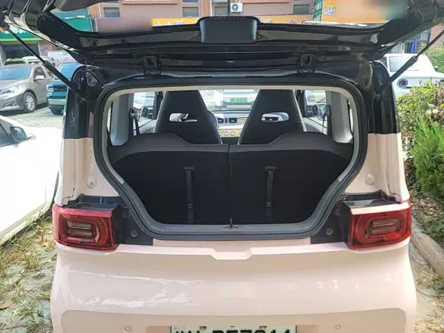 Wuling Hongguang Mini EV — Фото автомобиля 18
