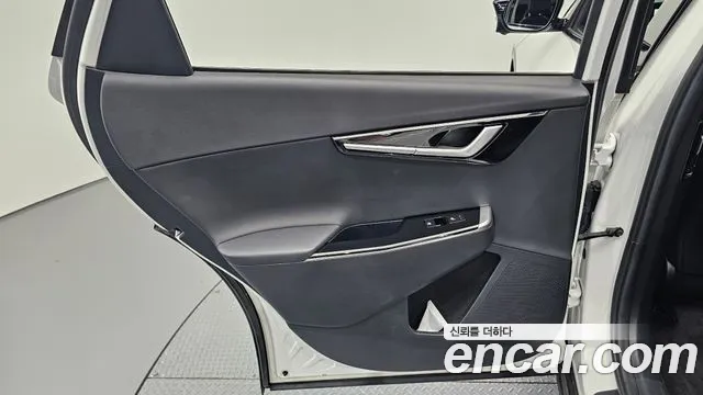 Kia EV6 — Фото автомобиля 25