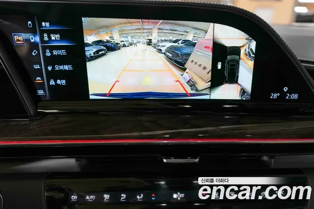 Cadillac Escalade — Фото автомобиля 10