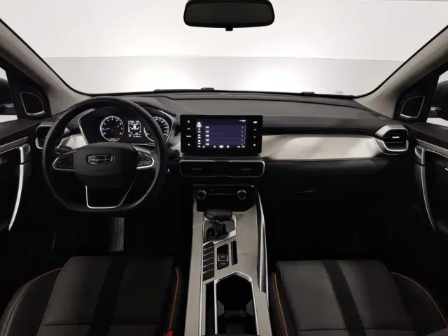 Geely Binyue — Фото автомобиля 5