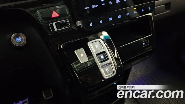 Hyundai Staria — Фото автомобиля 12