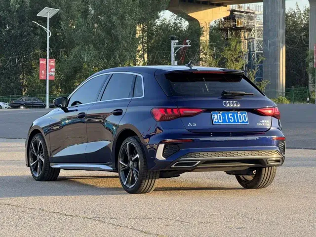 Audi Audi A3 2022 Sportback 35 TFSI Progressive Elegance — Фото автомобиля 4