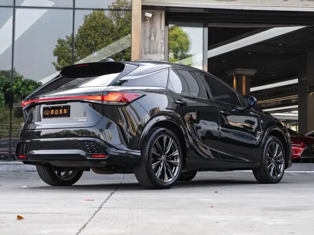Lexus RX — Фото автомобиля 3