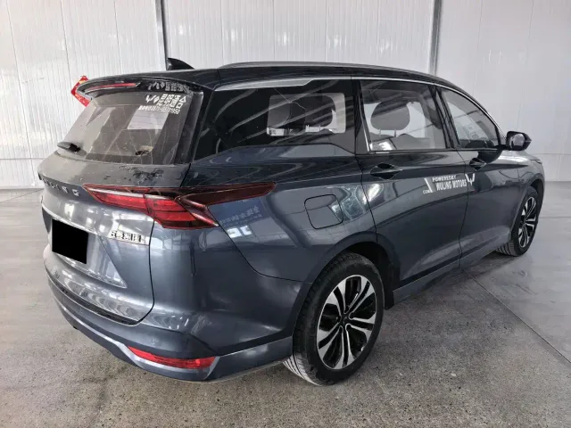 Wuling Victory — Фото автомобиля 4