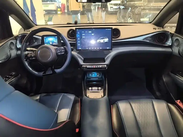 BYD Dolphin — Фото автомобиля 9
