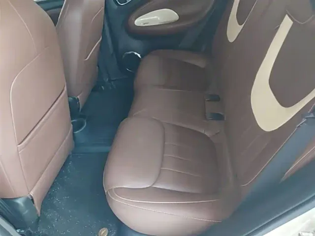 Wuling Bingo — Фото автомобиля 16
