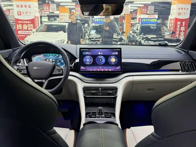 BYD Song PLUS — Фото автомобиля 6