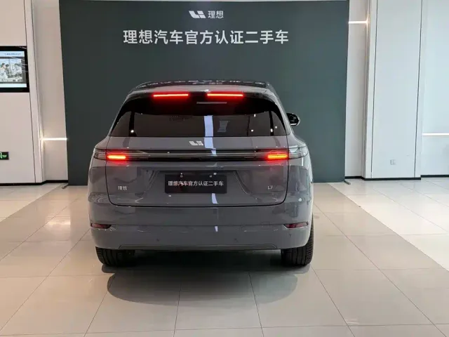 Li Auto L7 — Фото автомобиля 2