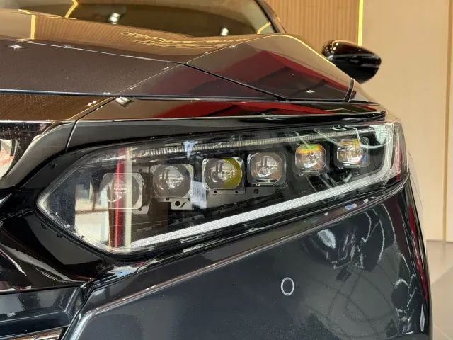 Honda Accord — Фото автомобиля 15