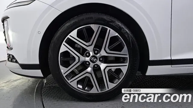 Hyundai Grandeur Grandeur (GN7) 3.5 Бензин 2WD — Фото автомобиля 5